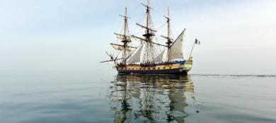 Replica of French general's historic US independence ship sails again