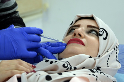 After shedding IS, Mosul embraces makeovers.jpg