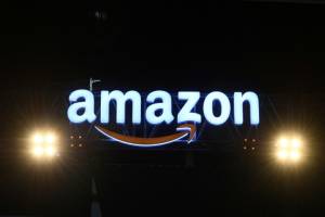 Amazon shares surge on strong earnings update.jpg