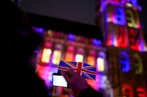 Britain hails new start as it says farewell to EU.jpg