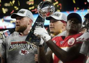 Comeback king Mahomes sparks Chiefs to Super Bowl win.jpg