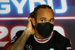 Mercedes accuse Red Bull of attempt to.jpg