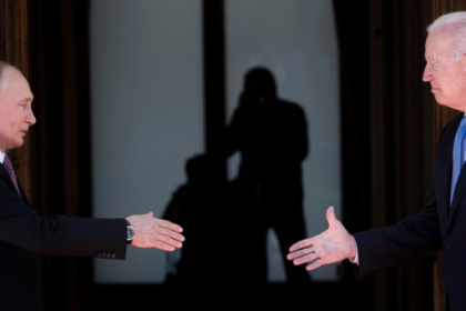 US vows to boost military presence if Russia attacks Ukraine.jpg