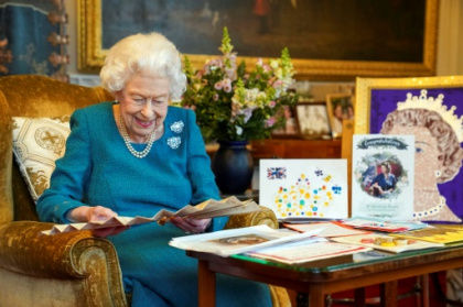 Elizabeth II marks Platinum Jubilee with.jpg