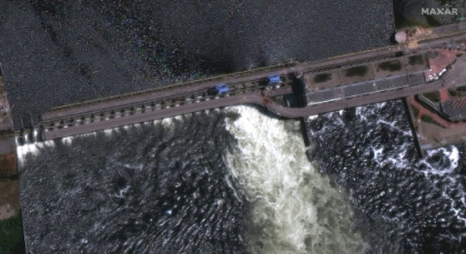 Major Ukraine dam 'partially destroyed', villages evacuated.jpg