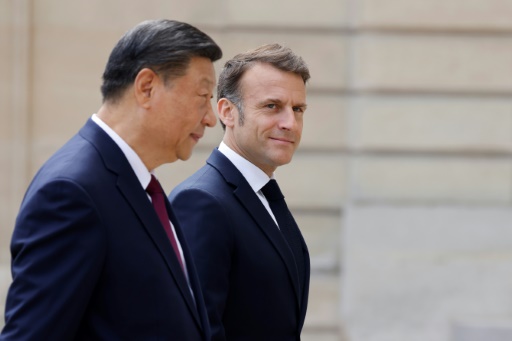 Macron takes Xi to French mountains to press messages on Ukraine, trade