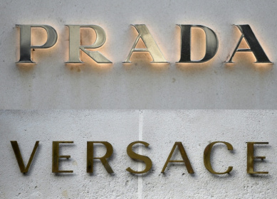 Capri, which also owns Jimmy Choo and Michael Kors, had to accept a reduced price from Prada amid the market turmoil caused by US President Donald Trump's tariffs