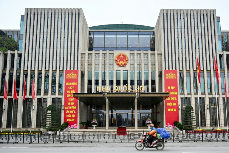 Vietnam abolishes death penalty for spying, anti-state activities