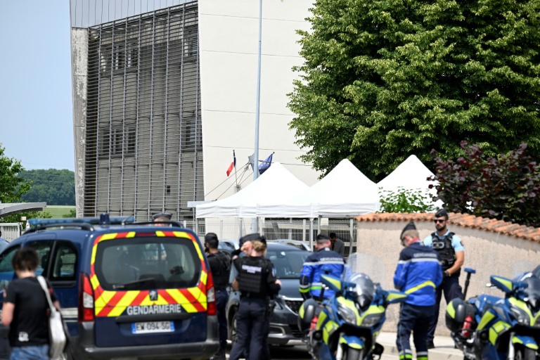France eyes social media ban for under-15s after school stabbing
