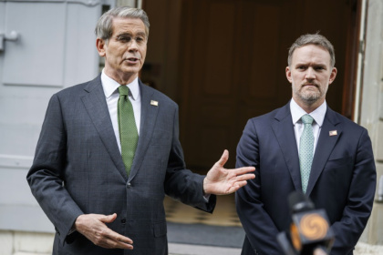 US Treasury Secretary Scott Bessent (L) and US Trade Representative Jamieson Greer briefed reporters at the conclusion of two days of trade talks with China in Geneva - VALENTIN FLAURAUD (AFP)