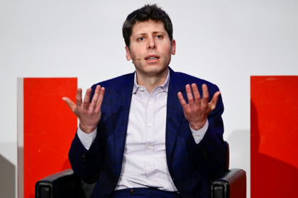 OpenAI CEO Sam Altman reasons that a technology as powerful as generative artificial intelligence calls for a new device with the potential to transform lifestyles the way the iPhone did - John MACDOUGALL (AFP)