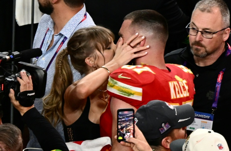 New era: Taylor Swift and Travis Kelce announce engagement