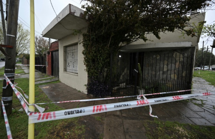 The house where the bodies of Brenda del Castillo, Morena Verdi and Lara Gutierrez were found buried in the yard - Luis ROBAYO (AFP)