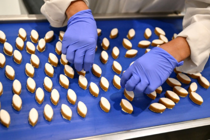 Traditional French treats such  such as calissons are increasingly made with locally grown almonds - Christophe SIMON (AFP)