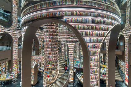 A woman visits a bookstore in Chengdu, in southwestern China's Sichuan province - STR (AFP)