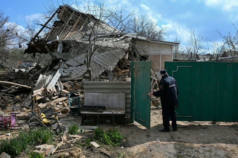Easter truce between Ukraine and Russia ends