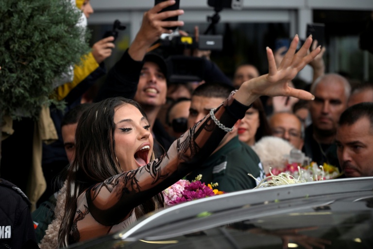 Bulgaria's Eurovision winner flies home to rapturous welcome