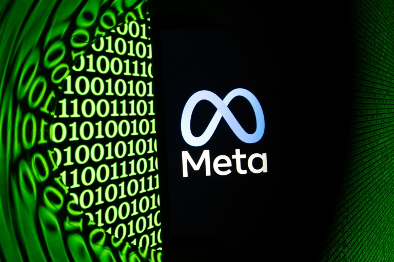Australia aims to tax tech giants unless they pay news outlets