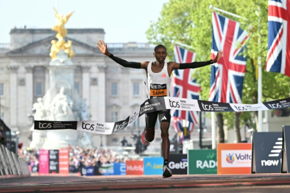 Over 1 million people applied to take part in the 2026 London Marathon - JUSTIN TALLIS (AFP)