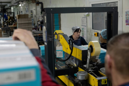 Ukraine's economy faces severe labour shortages amid the Russian invasion - Tetiana DZHAFAROVA (AFP)