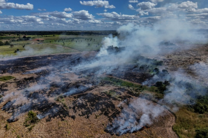 An aerial view of a field fire, in Sao Felix do Xingu, Para state, Brazil, on June 16, 2025 - Ivan PISARENKO (AFP)