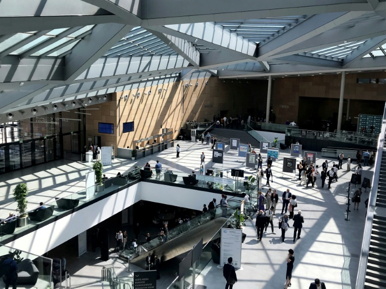 Nations allege 'attacks' on science at key climate talks