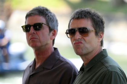 Noel and Liam Gallagher in Venice on Saturday - Tiziana FABI (AFP)